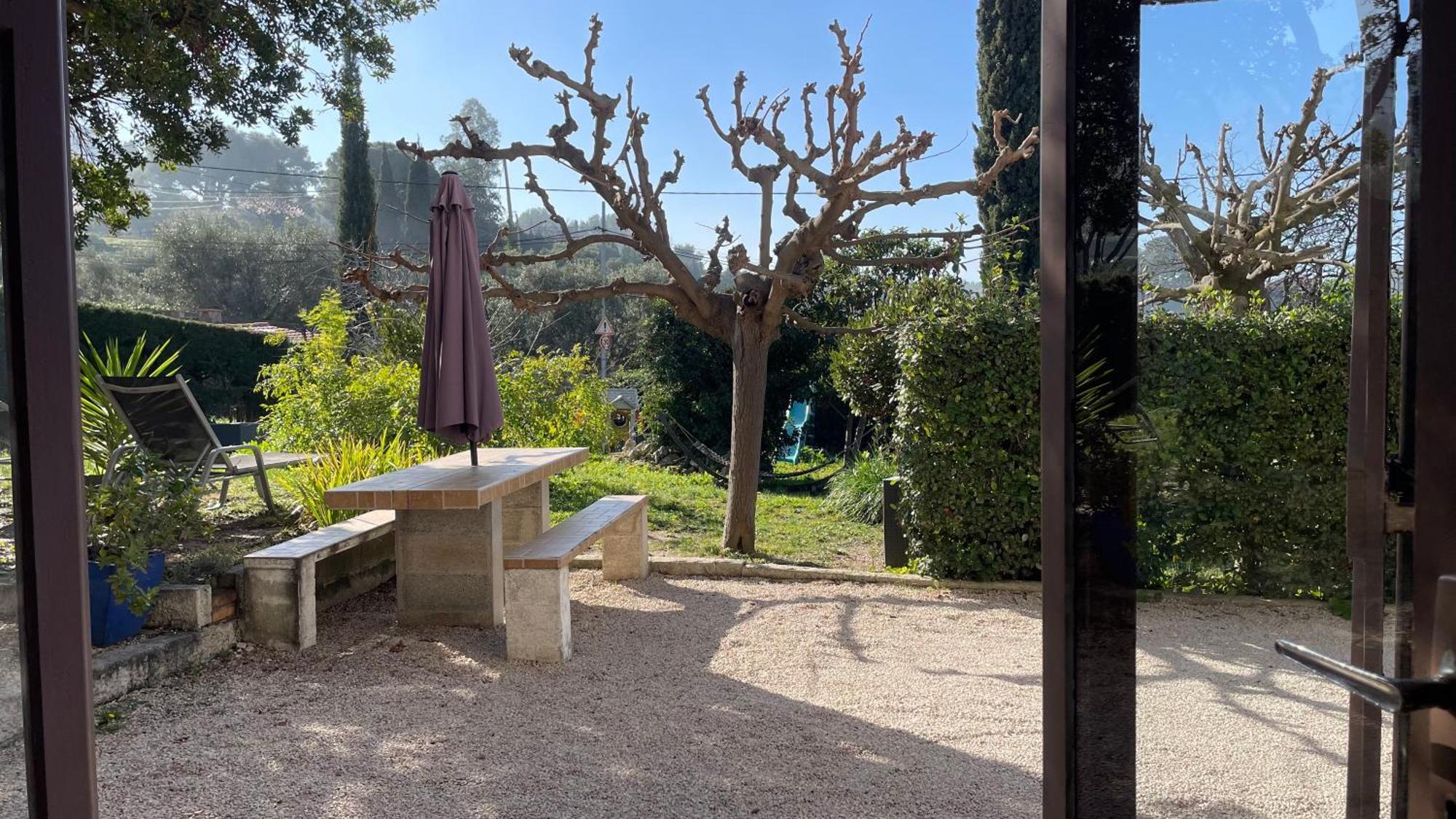 Large Private Garden, Quiet 2-Bedroom Apartment, Air Conditioning, Wifi, Parking Cassis Exterior photo